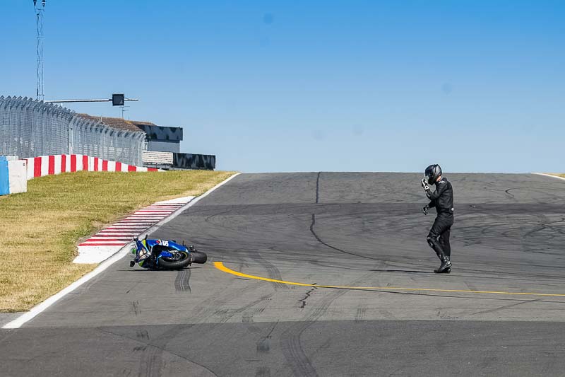 donington no limits trackday;donington park photographs;donington trackday photographs;no limits trackdays;peter wileman photography;trackday digital images;trackday photos